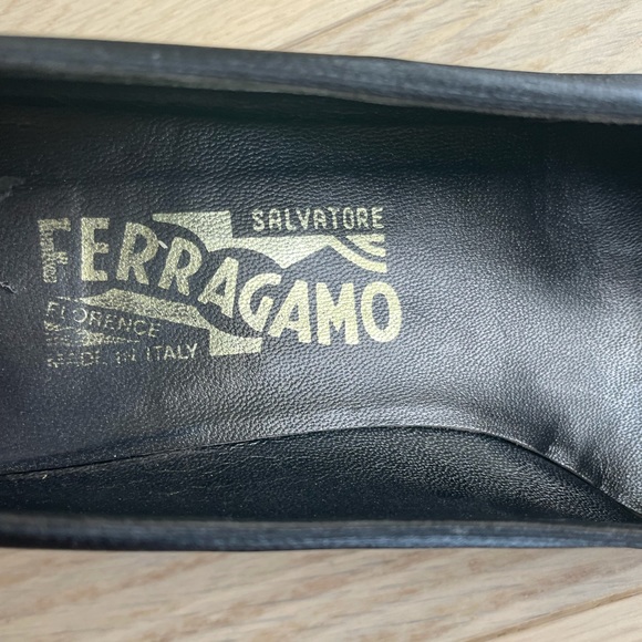 Ferragamo black satin shoes size 9 - Picture 5 of 7